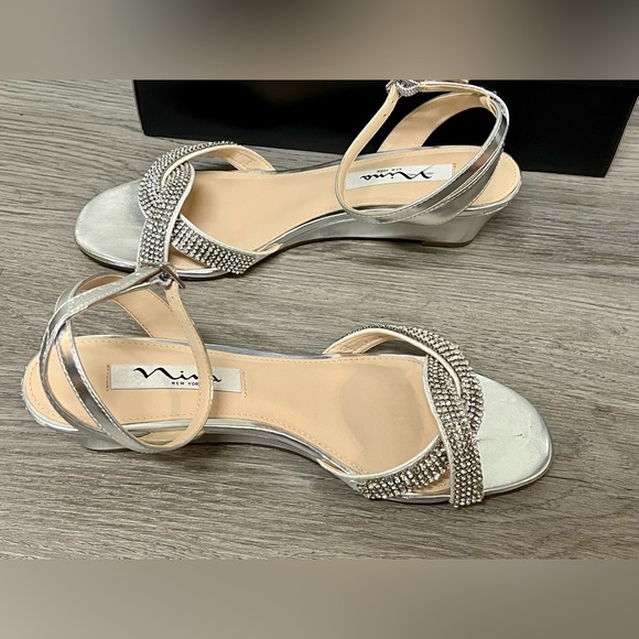 NINA Florina Sandals - Picture 4 of 7